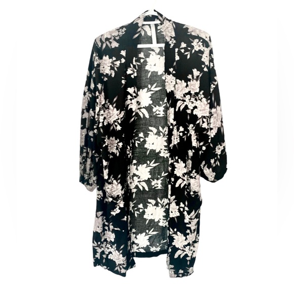 Spiritual Gangster Floral Kimono Duster - Picture 3 of 4